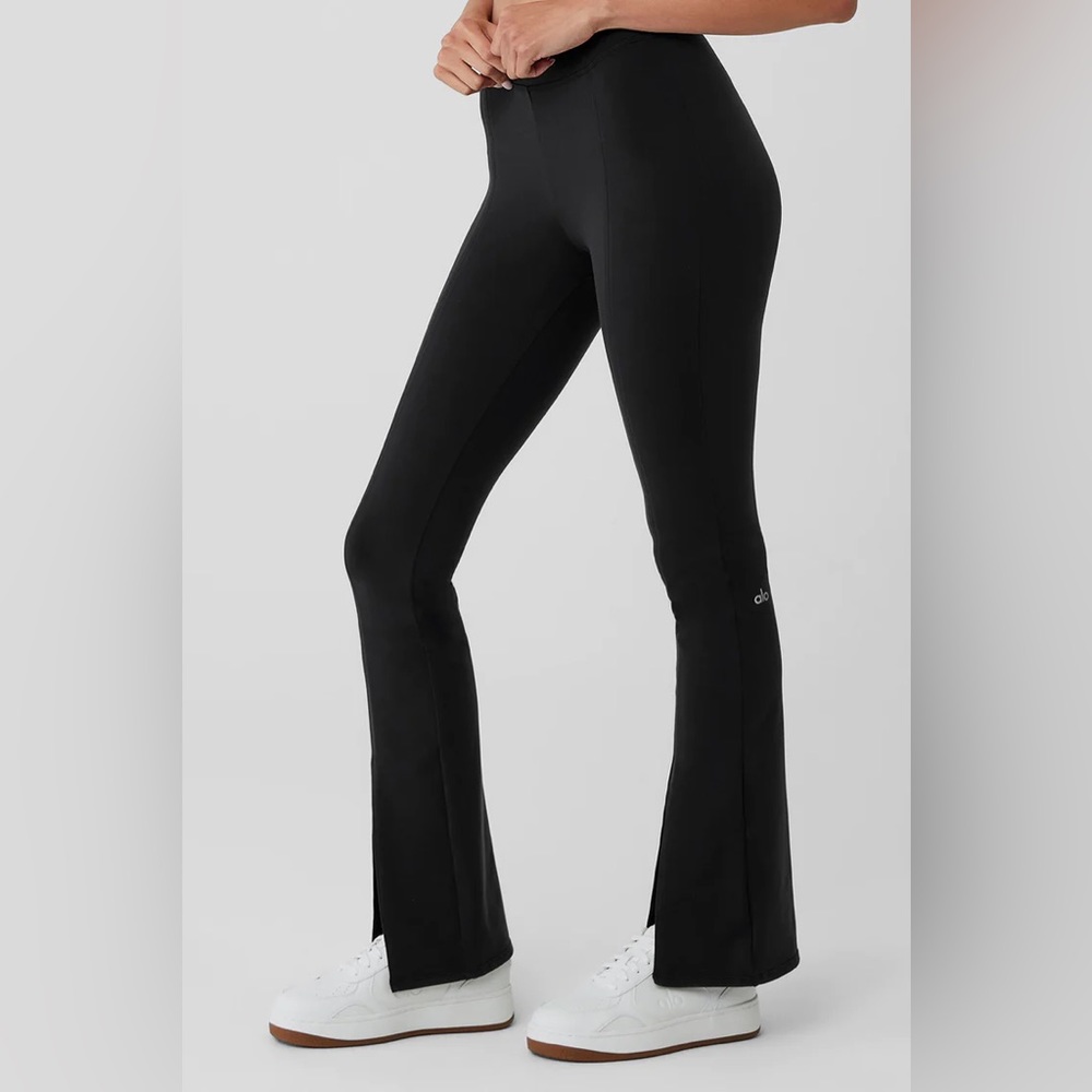 Alo Airbrush High-Waisted Flutter Legging